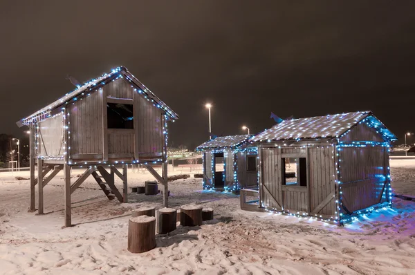 Cabanes en bois avec lumières LED — Photo