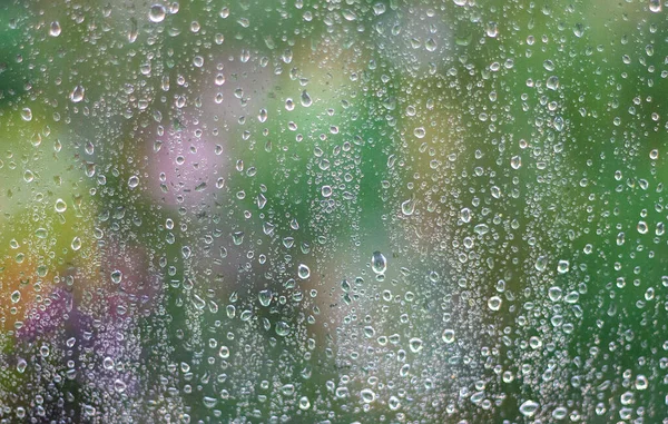 Fuori Fuoco Gocce Acqua Sul Vetro Della Finestra Dopo Pioggia — Foto Stock