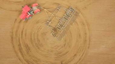 Ekim için tarım arazi hazırlama traktör çiftçi iş çiftçilik karada güçlü bir traktör. hava atış, alan Mısır