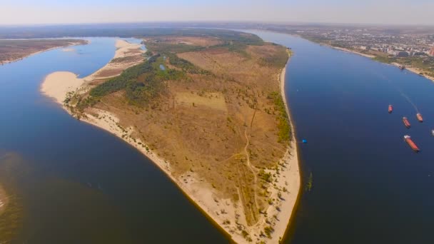 Lot nad rzeką Wołgi, Volgograd, Federacja Rosyjska — Wideo stockowe