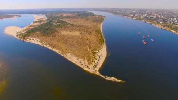 Voo sobre o rio Volga, Volgograd, Rússia — Vídeo de Stock