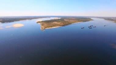 volgograd şehri Rusya 4 k hava manzara Volga Nehri köprüler