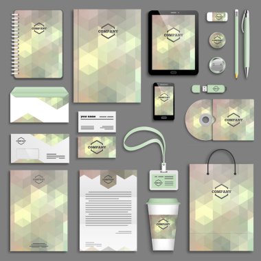 kurumsal kimlik şablonları kümesi