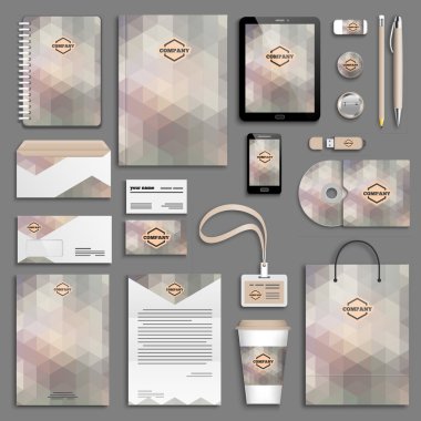 kurumsal kimlik şablonları kümesi