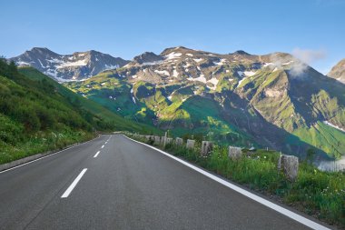 Grossglockner - yüksek dağ yolu