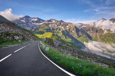 Grossglockner Avusturya - dağ yolu