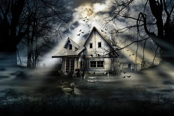 Scarry huis — Stockfoto