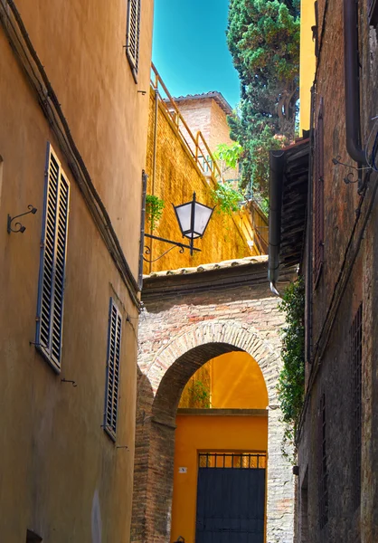 Sienna itália rua detalhe — Fotografia de Stock