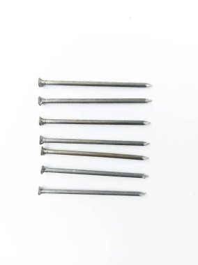 donanım çivileri çalışma araçları beyaz arkaplan izole 