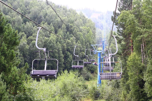 Yaz ormanlarına karşı Cableway Füniküler