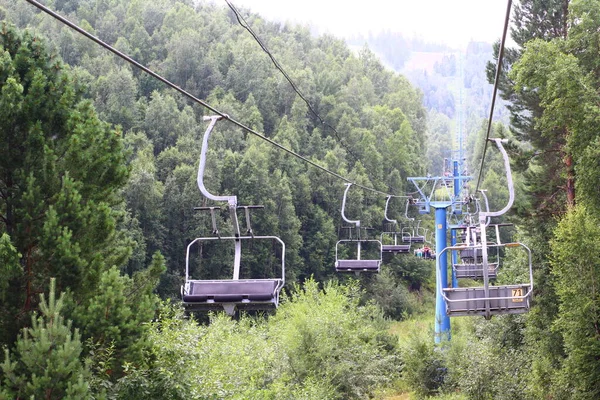 Funiculaire Téléphérique Contre Les Forêts Été — Photo