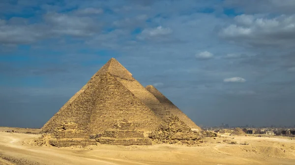 Giza Pyramider Landskap Historiska Egyptiska Pyramider — Stockfoto