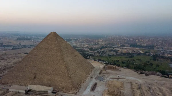 Вид Воздуха Пирамиды Гизы Пейзаж Исторические Египетские Пирамиды Сбитые Беспилотником — стоковое фото