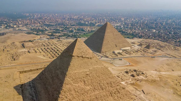 Вид Воздуха Пирамиды Гизы Пейзаж Исторические Египетские Пирамиды Сбитые Беспилотником — стоковое фото
