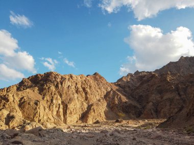 Renkli Dilekwashi Kanyonu 'na giden yol - Ras Şeytan Nuweiba - Muhteşem Mısır' ı Keşfeden