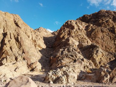 Renkli Dilekwashi Kanyonu 'na giden yol - Ras Şeytan Nuweiba - Muhteşem Mısır' ı Keşfeden