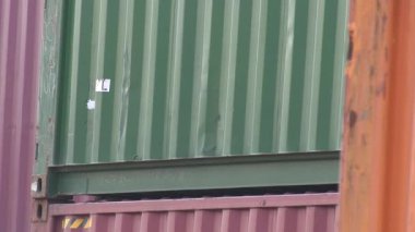 Port Said, Mısır - 7 Aralık 2020: Port Said Limanı 'ndaki çeşitli nakliye konteynırları, bu yoğun nakliye merkezindeki deniz lojistik ve kargo işlemleri hakkında net bir görüş sağlar..