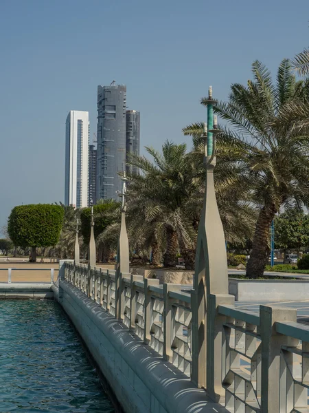 Город Абу-Даби — стоковое фото