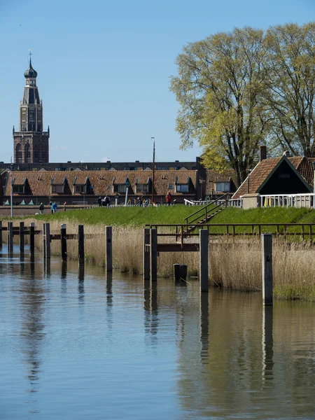 La città di Enkhuizen nei Paesi Bassi — Foto Stock