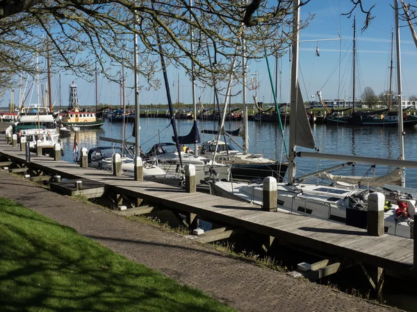 Enkhuizen in den Niederlanden — Stockfoto