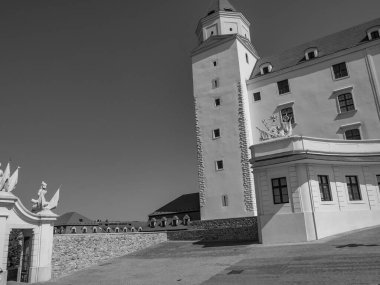 Bratislava Slovakya 'da Danube Nehri' nde