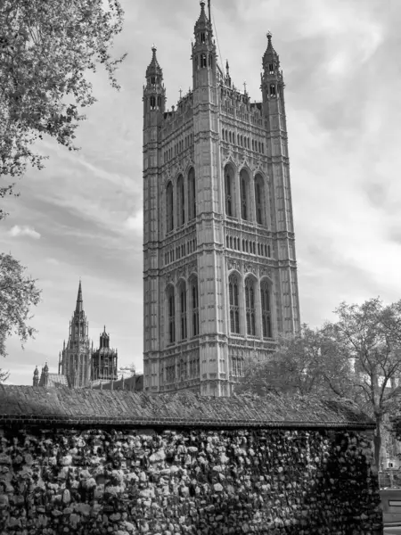 Londra Thames Nehrinde — Stok fotoğraf