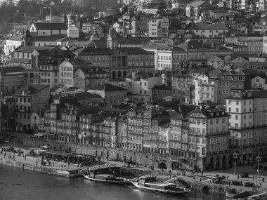 Porto Portekiz 'deki Douro Nehri' nde.