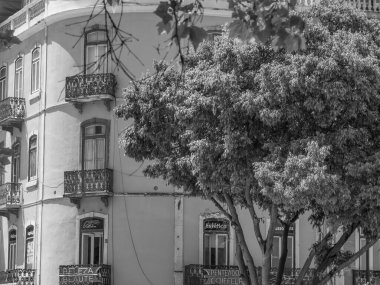 Lizbon, Portekiz 'deki tagus nehrinde.