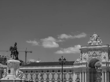 Lizbon, Portekiz 'deki tagus nehrinde.