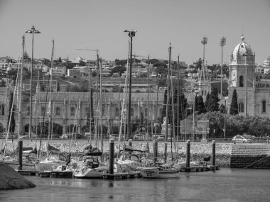 Lizbon, Portekiz 'deki tagus nehrinde.