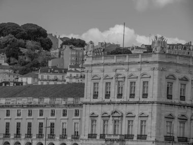 Lizbon, Portekiz 'deki tagus nehrinde.