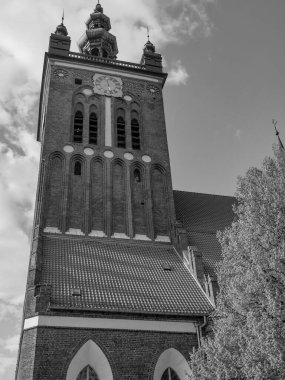 Abu dhabi ve Dubai 'de.