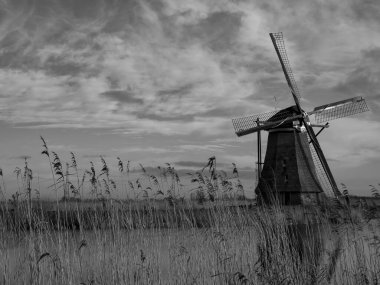 Hollanda 'daki Dordrecht ve Haarlem şehirleri