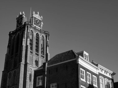 Hollanda 'daki Dordrecht ve Haarlem şehirleri