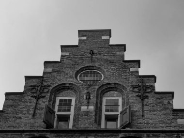 Hollanda 'daki Dordrecht ve Haarlem şehirleri