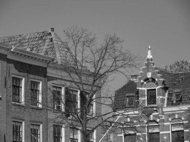 Hollanda 'daki Dordrecht ve Haarlem şehirleri