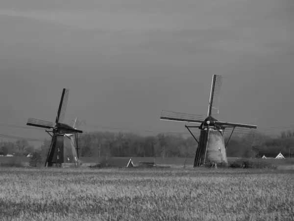 Πόλεις Dordrecht Και Haarlem Στις Κάτω Χώρες — Φωτογραφία Αρχείου