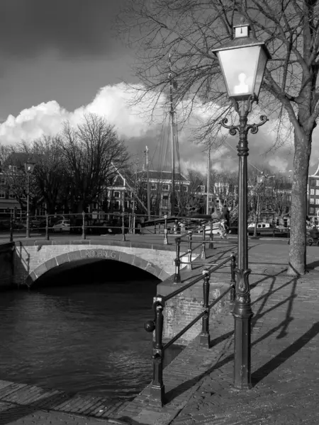 Města Dordrecht Haarlem Nizozemsku — Stock fotografie