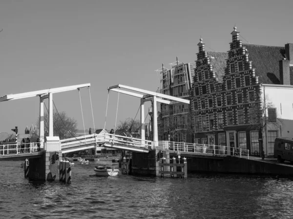 Die Städte Dordrecht Und Haarlem Den Niederlanden — Stockfoto