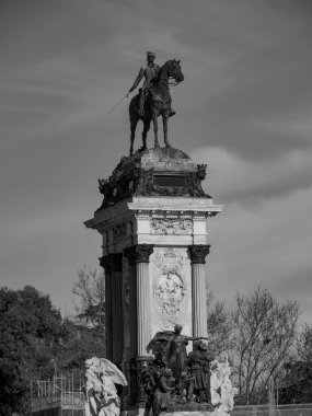 Madrid şehri İspanya 'da.