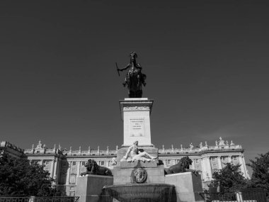 Madrid şehri İspanya 'da.