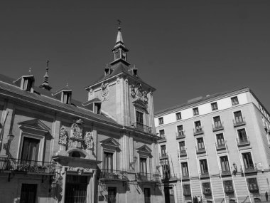 Madrid şehri İspanya 'da.