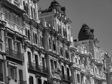 Madrid şehri İspanya 'da.