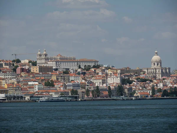 里斯本塔古斯河在葡萄牙 — 图库照片