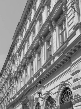 Bratislava şehri Danube nehrinde