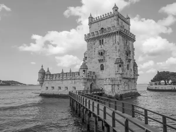 Tagus Nehrindeki Lizbon Şehri — Stok fotoğraf