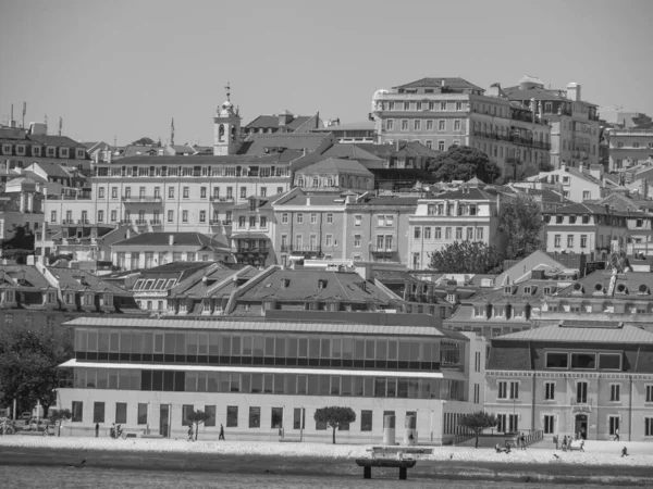 Miasto Lizbona Nad Rzeką Tagus — Zdjęcie stockowe