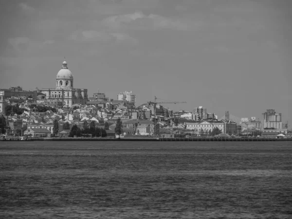Πόλη Της Λισαβόνας Στον Ποταμό Τάγο — Φωτογραφία Αρχείου