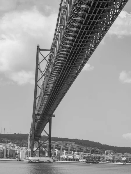 Staden Lissabon Vid Tagusfloden — Stockfoto