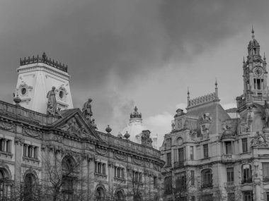 Douro Nehri 'ndeki Porto şehri.